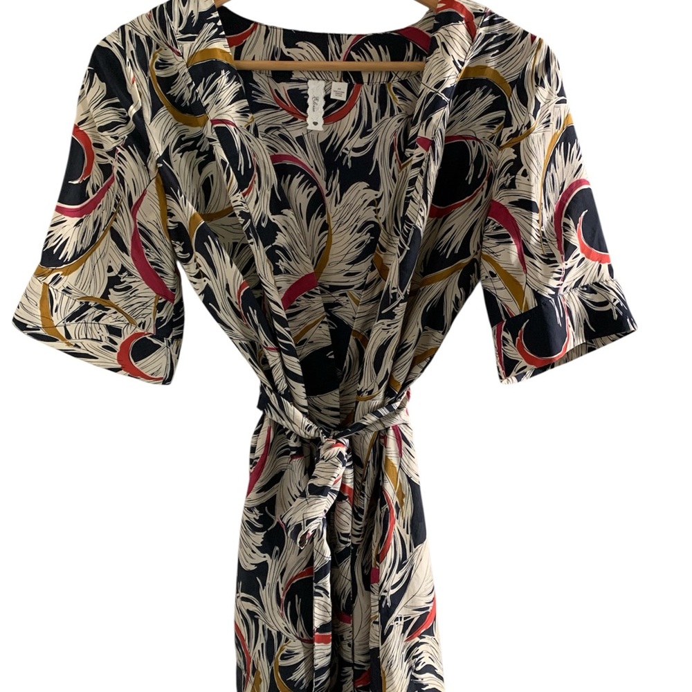 Elegant Feather Print Women's Robe - Washable Silk - EUC